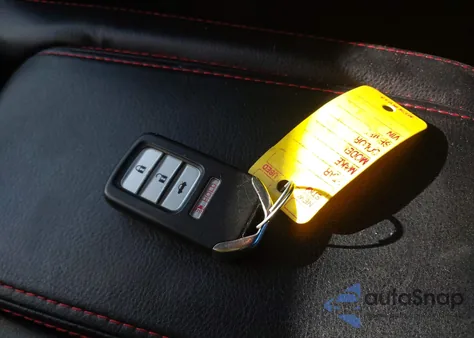 2020 Honda Civic Si Sedan z USA, uszkodzony, nr VIN 2HGFC1E51LH700641